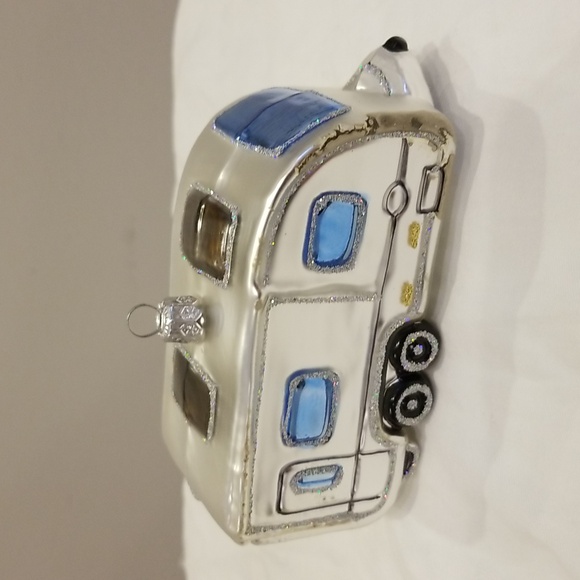 NWT VINTAGE EUROPEAN AIRSTREAM CHRISTMAS ORNAMENT - Picture 7 of 7